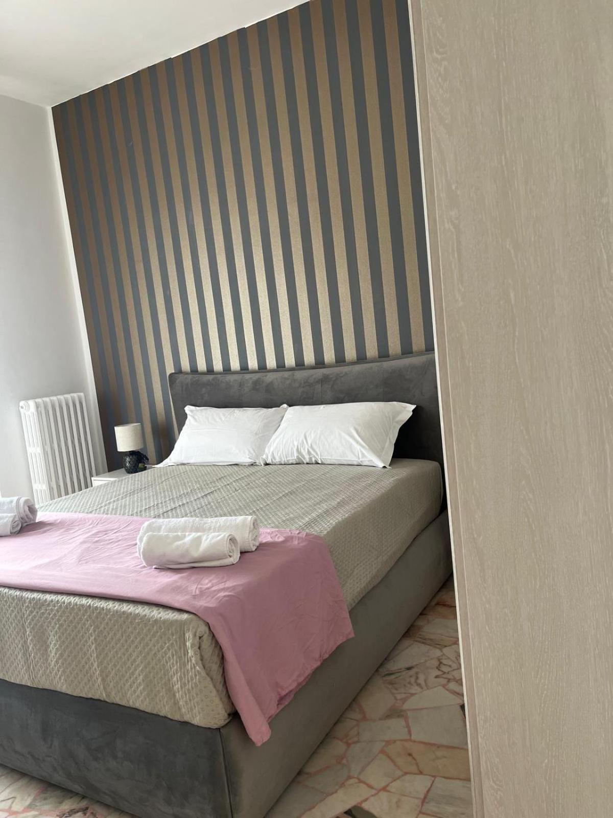 Labanca'S Comfort Rooms Матера Экстерьер фото