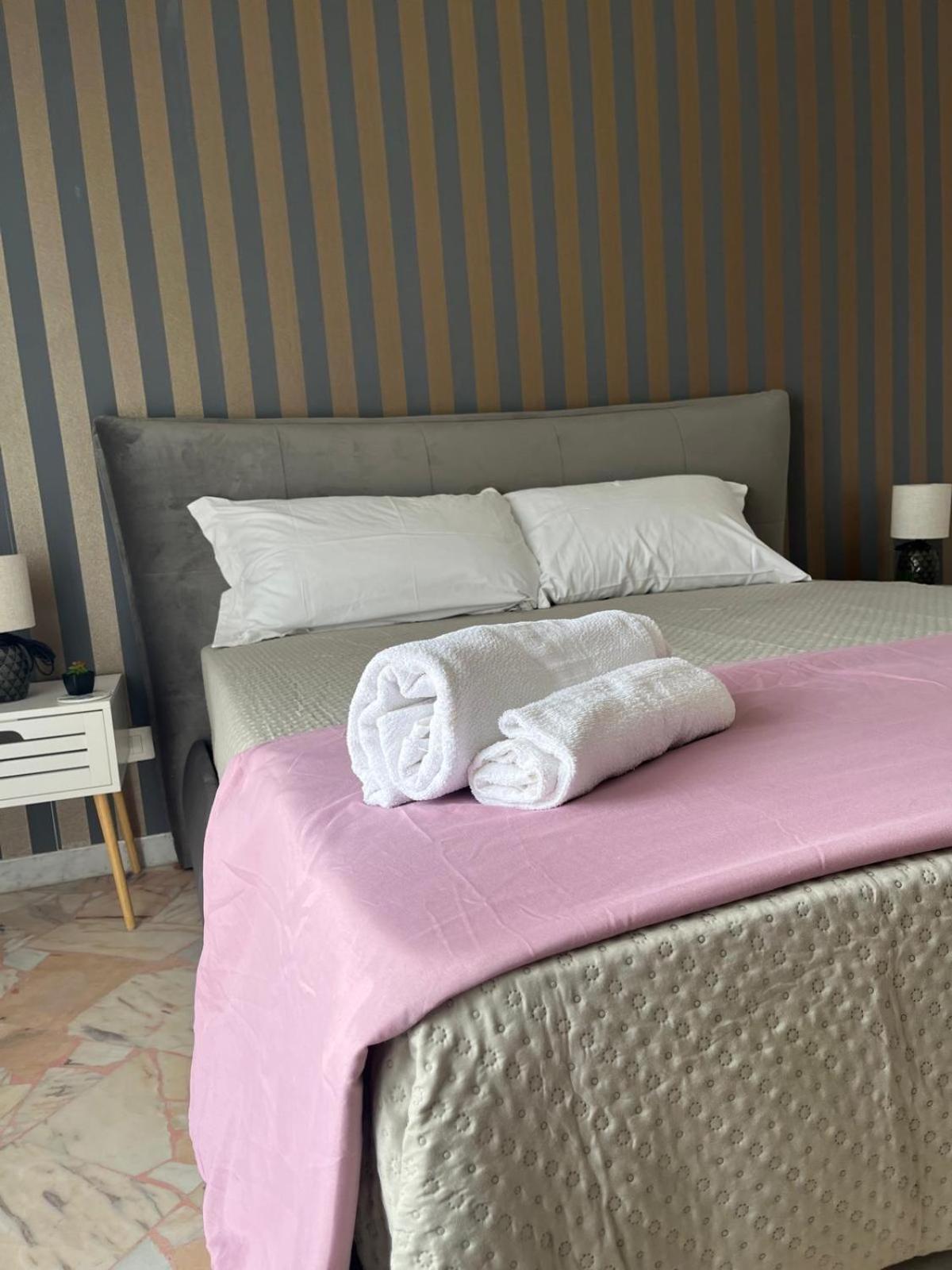 Labanca'S Comfort Rooms Матера Экстерьер фото