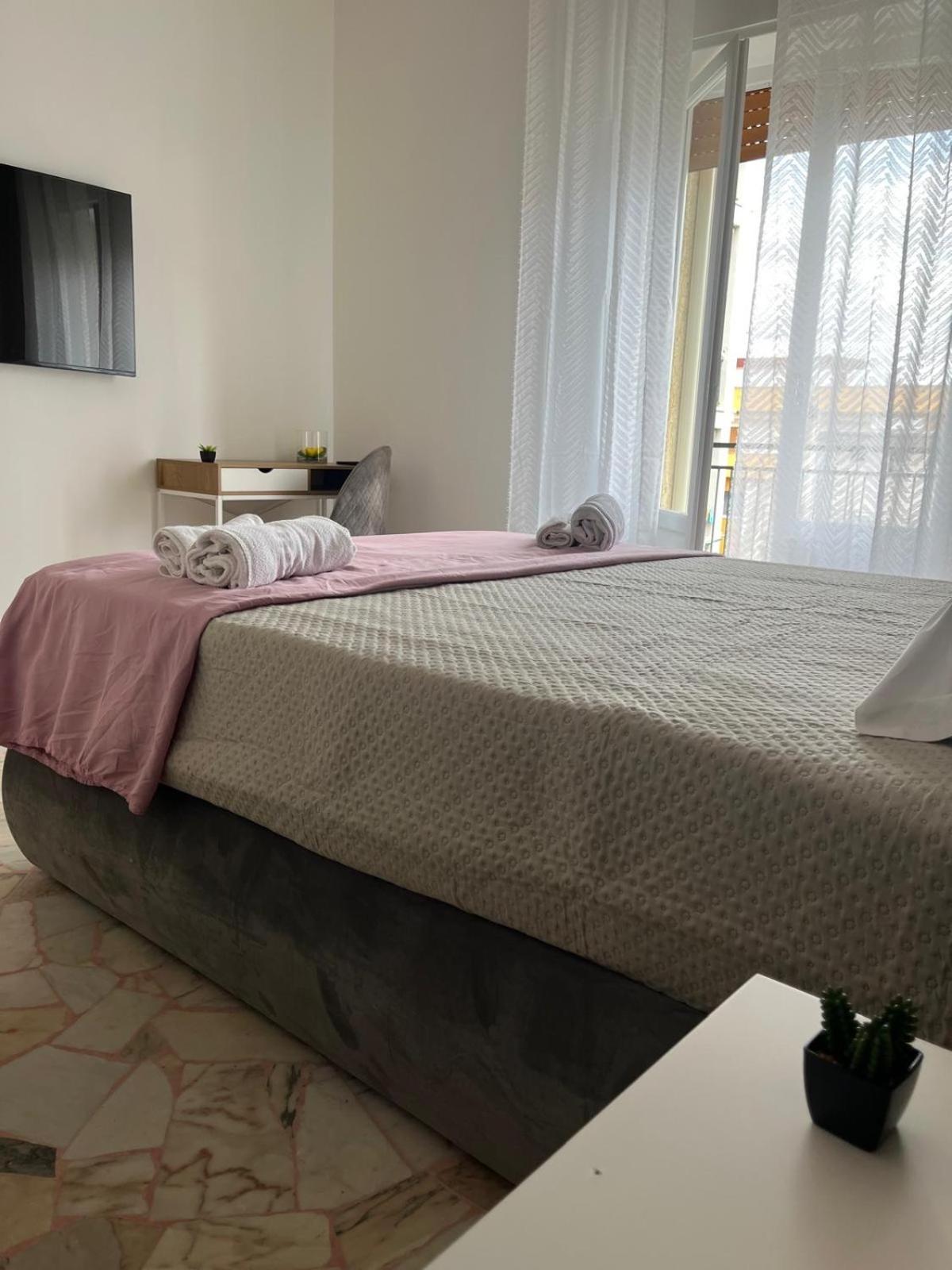 Labanca'S Comfort Rooms Матера Экстерьер фото
